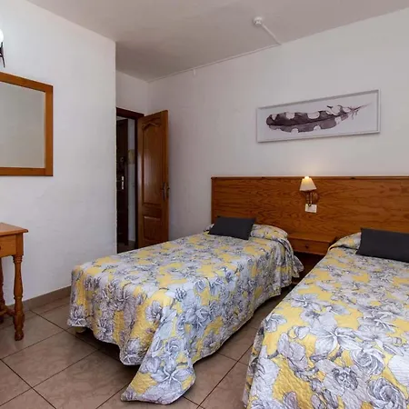 Apartment Blanquitas 4 *